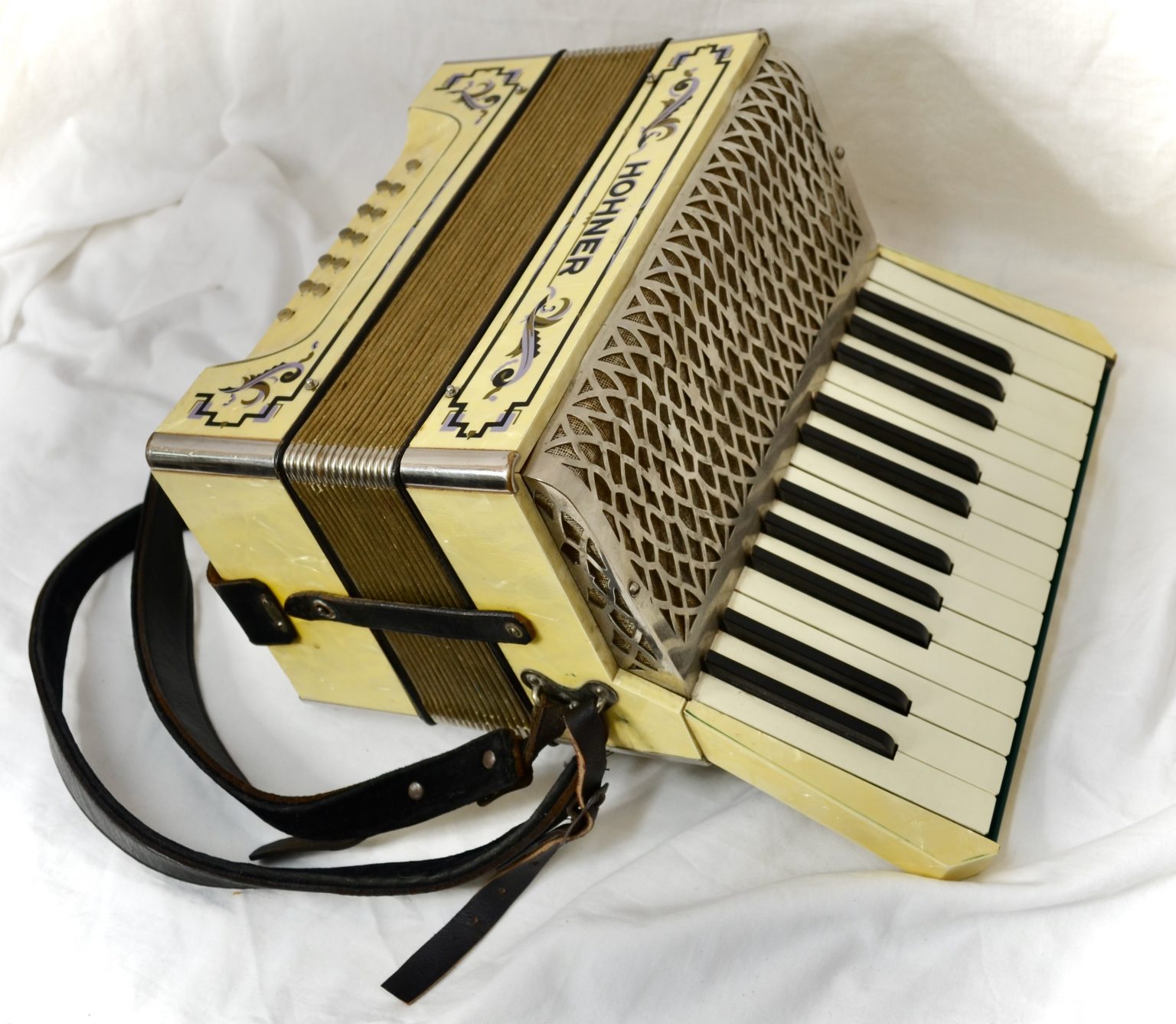 Accordions MusiCareXchange